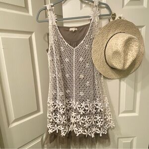Ryu Cream Crochet Lace over Latte Slip Mini Dress/tunic EUC